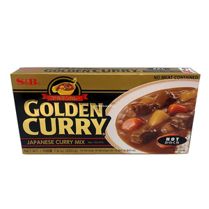 S&B Golden Curry Hot 220G